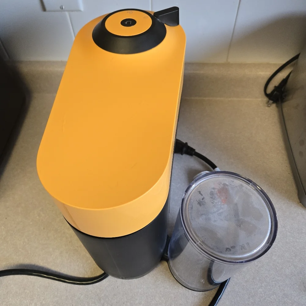 Nespresso Vertuo Pop+ De'Longhi Coffee and Espresso Machine, Mango Yellow - Picture 10 of 12